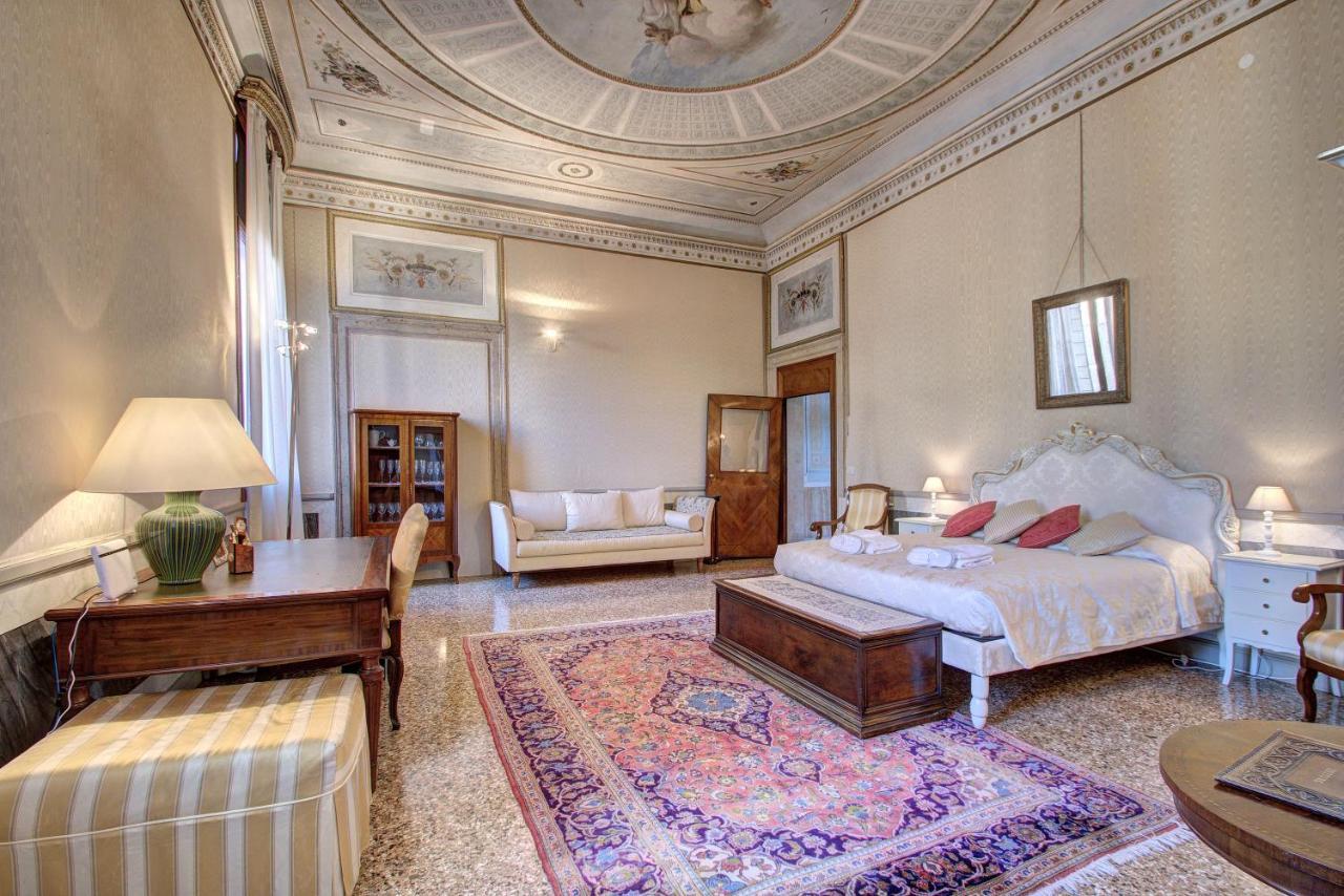 Doge Stair, Gorgeous - Bbc Venice Grand 2024 Tour Recorded Here! Eksteriør bilde
