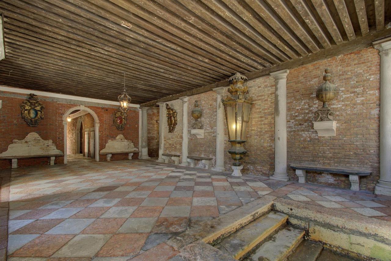 Doge Stair, Gorgeous - Bbc Venice Grand 2024 Tour Recorded Here! Eksteriør bilde